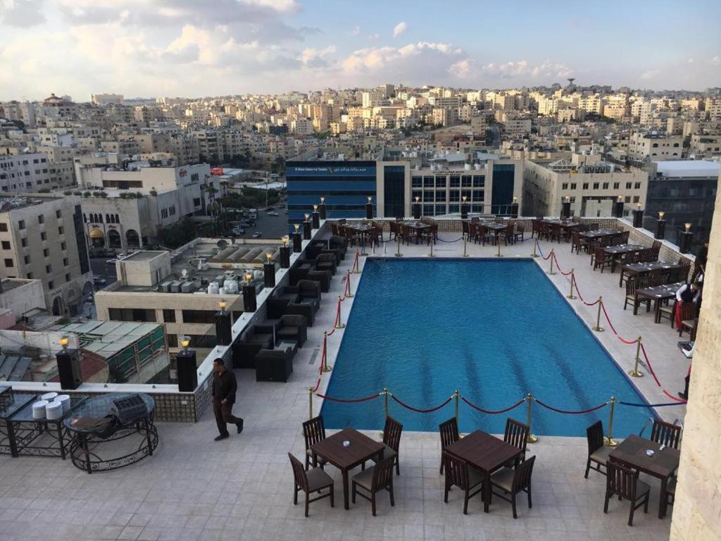 Arena By Trend Hotel Amman Bagian luar foto