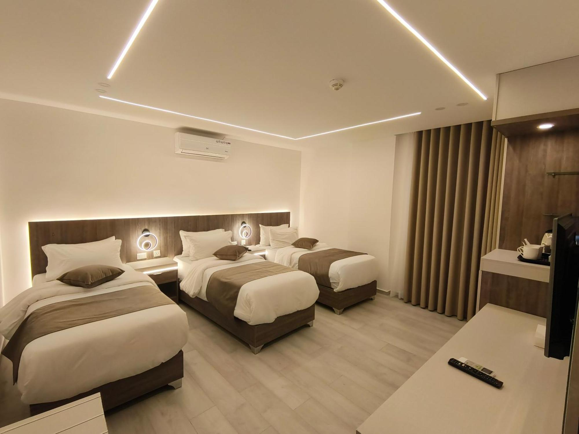 Arena By Trend Hotel Amman Bagian luar foto